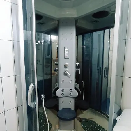 White Angel アパート