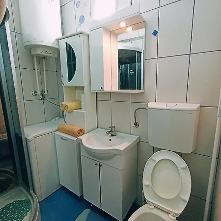 White Angel アパート *